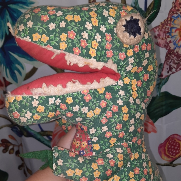 ~{Vintage}~ 60's/70's handmade dinosaur plush. - Picture 5 of 8